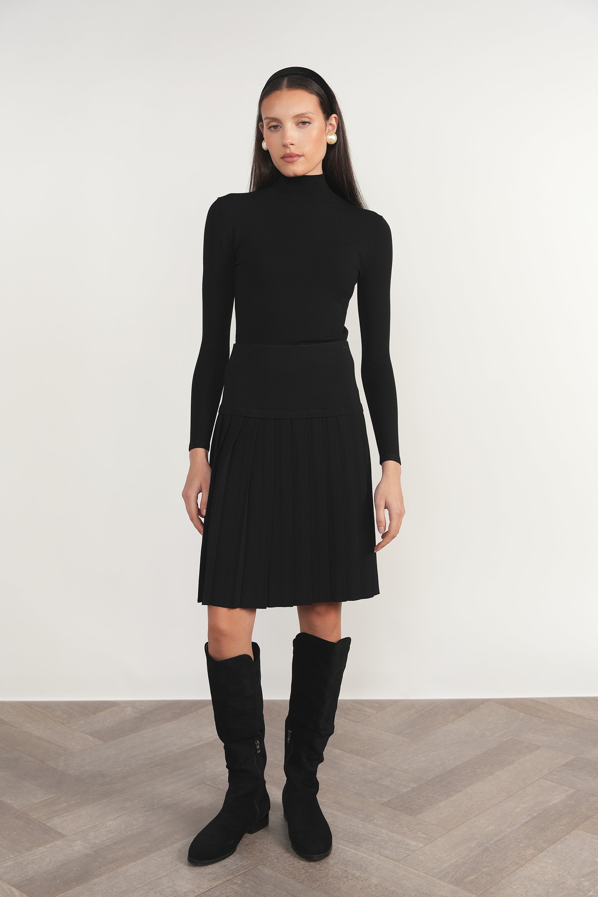 Allier Skirt in Black