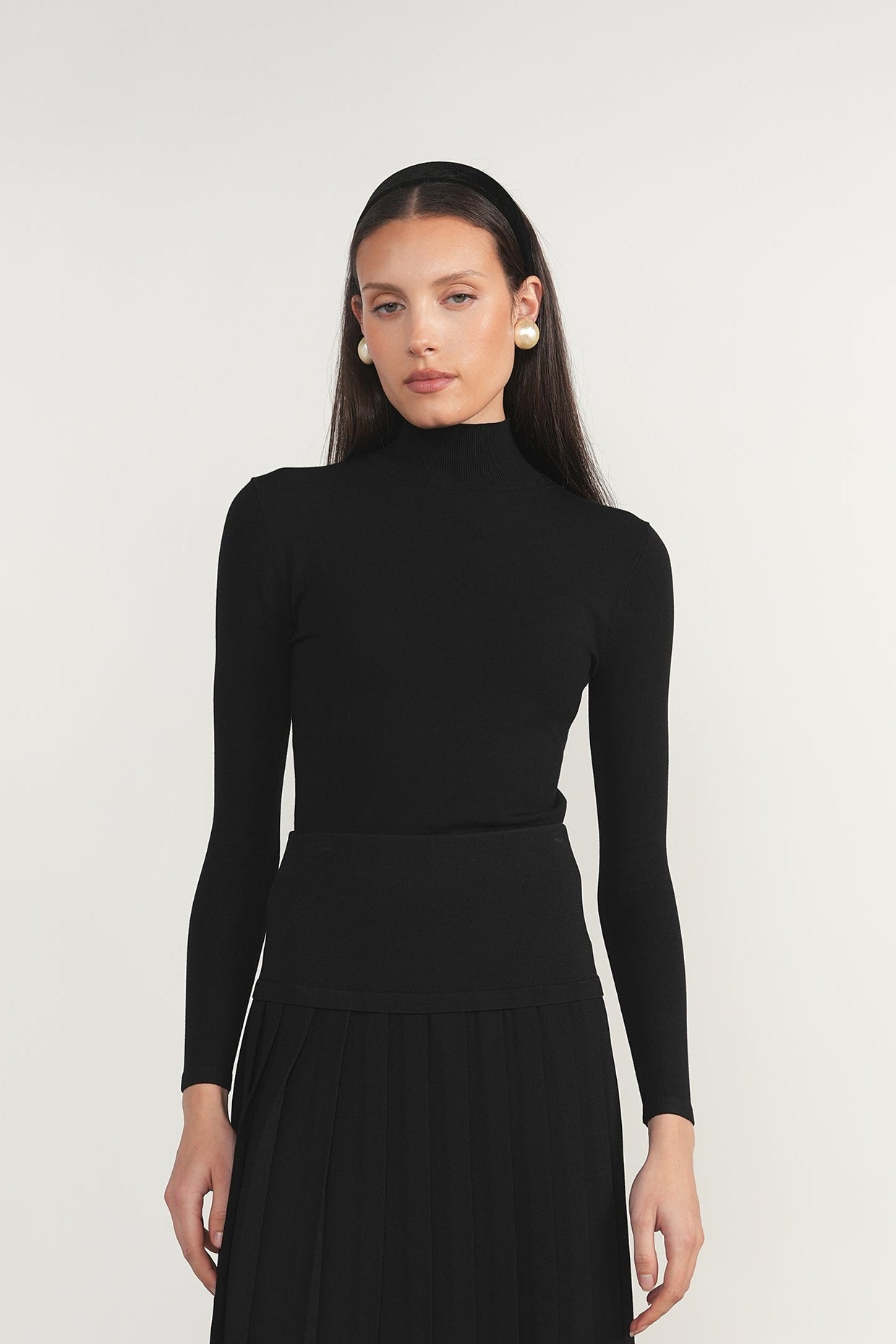 Camden Sweater in Black