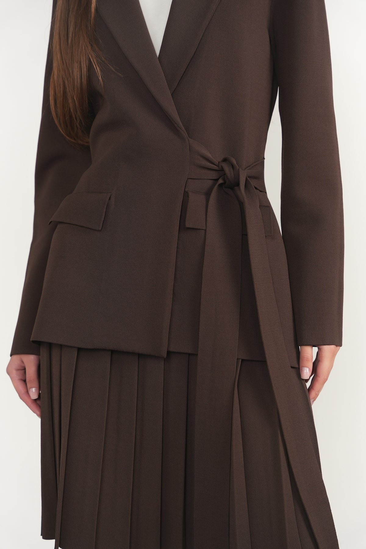 Neva Blazer in Fudge