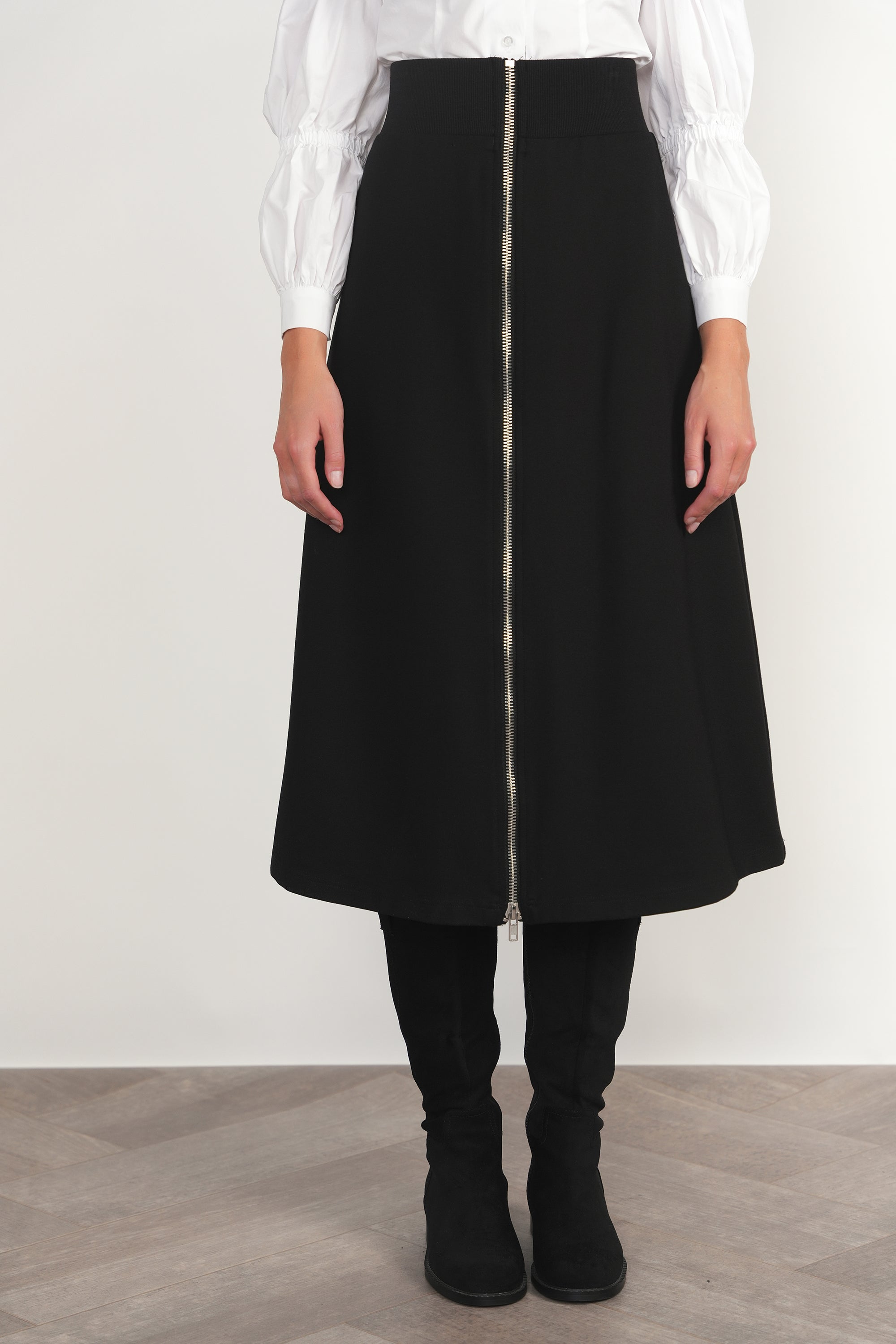 Volga Skirt in Black
