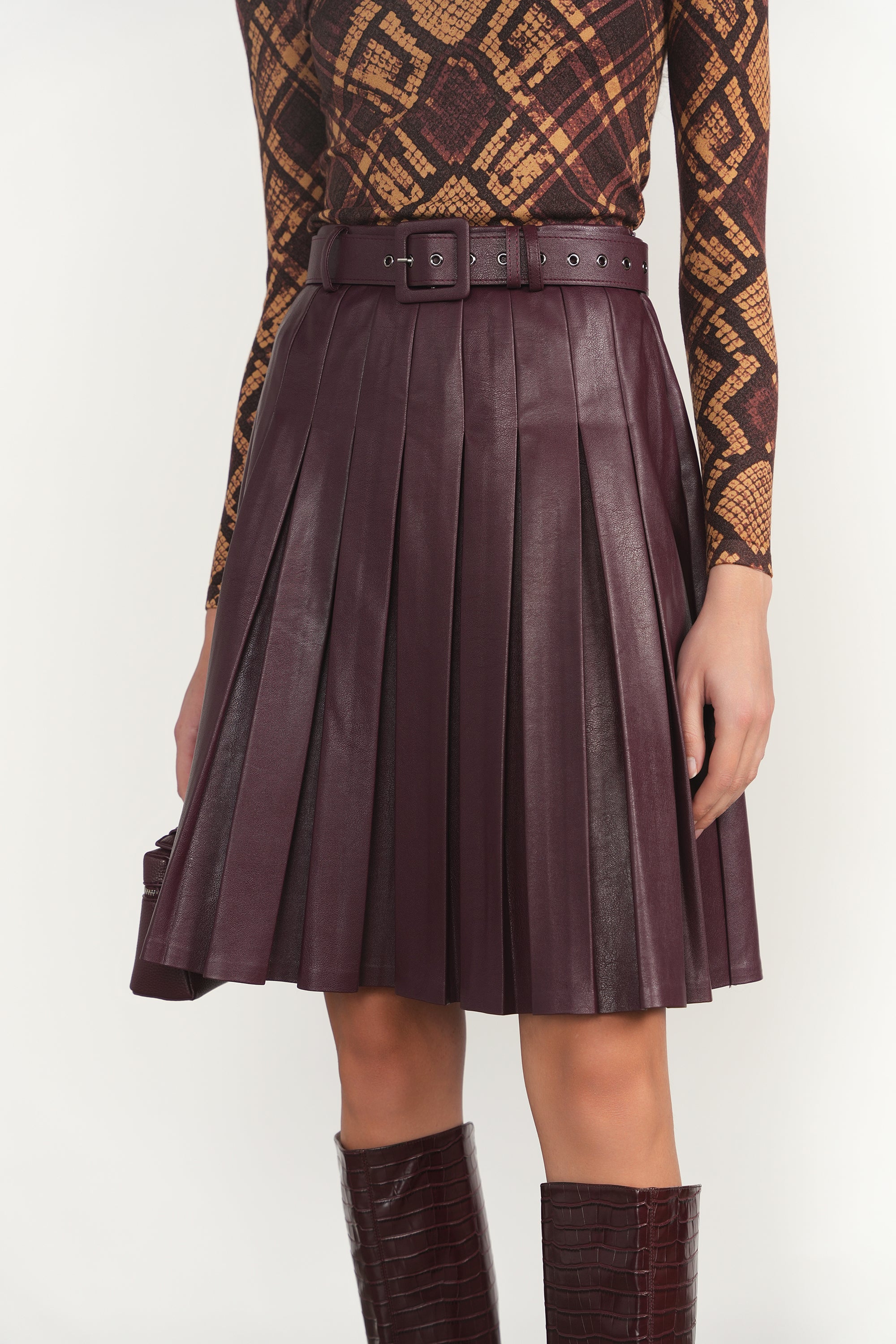 Yarra Skirt in Antique Berry