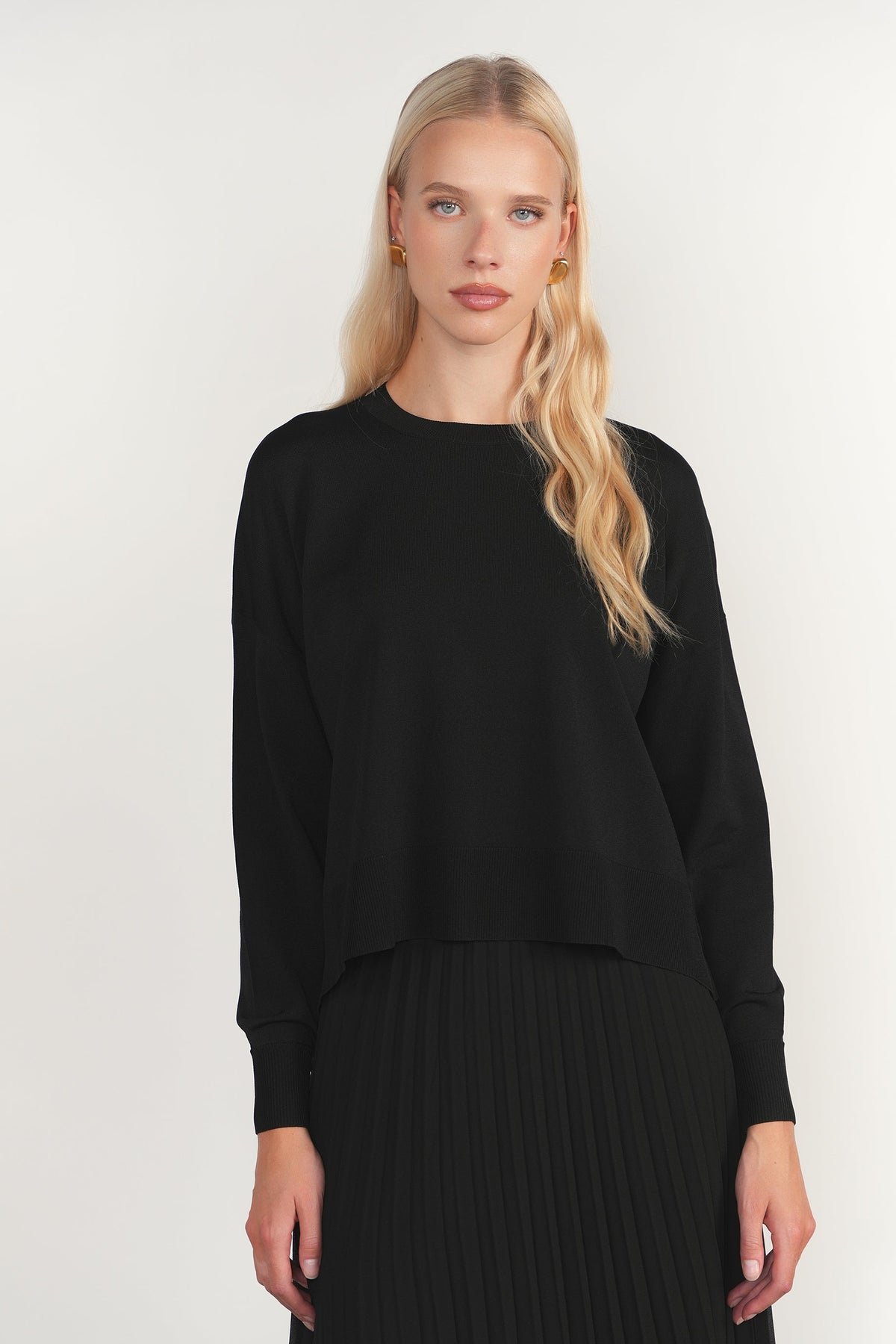 Vaal Sweater in Black