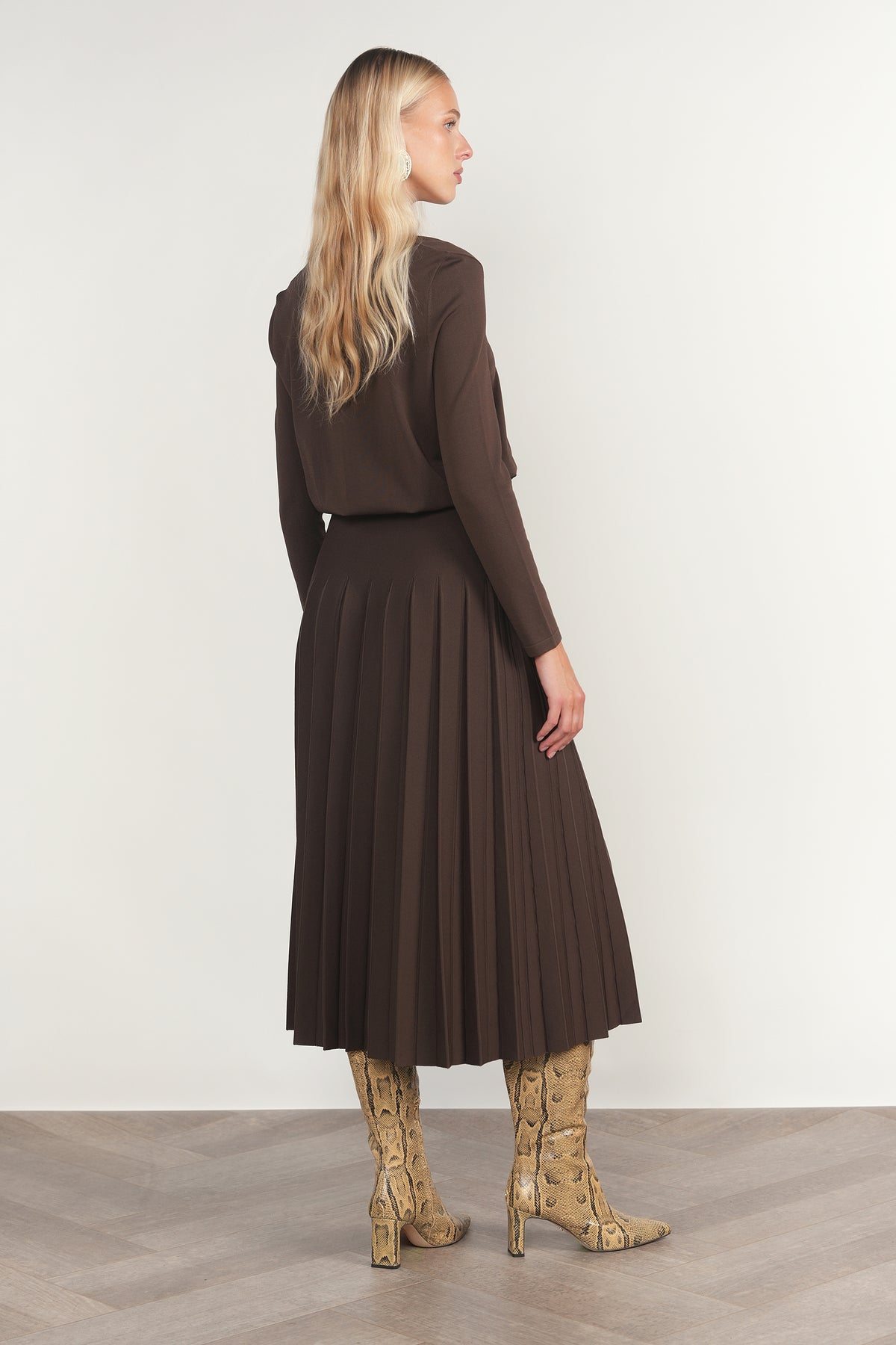 Maxi Infinity Dress in Fudge