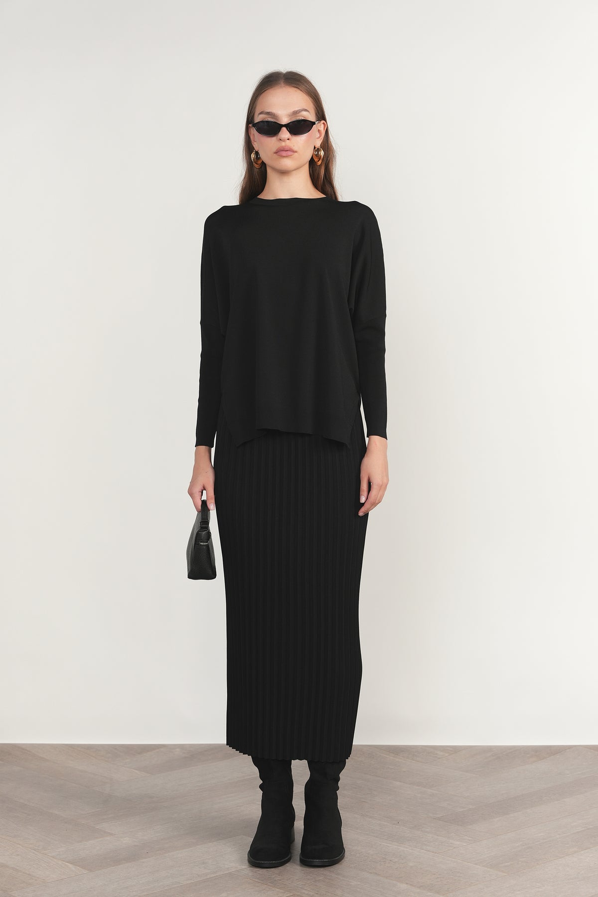 Montia Top in Black
