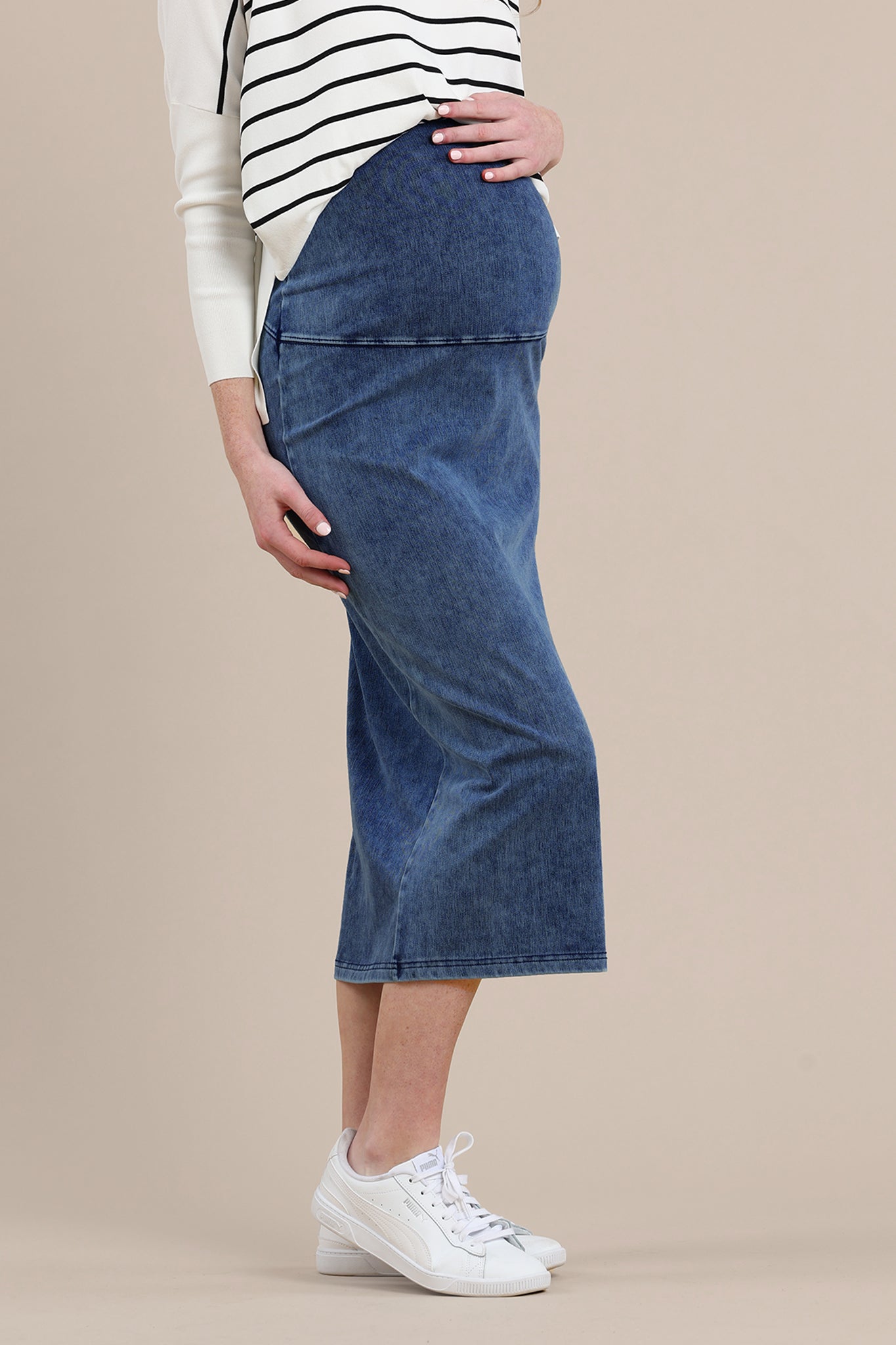 Sapphire Maternity Skirt in Dark Wash Denim