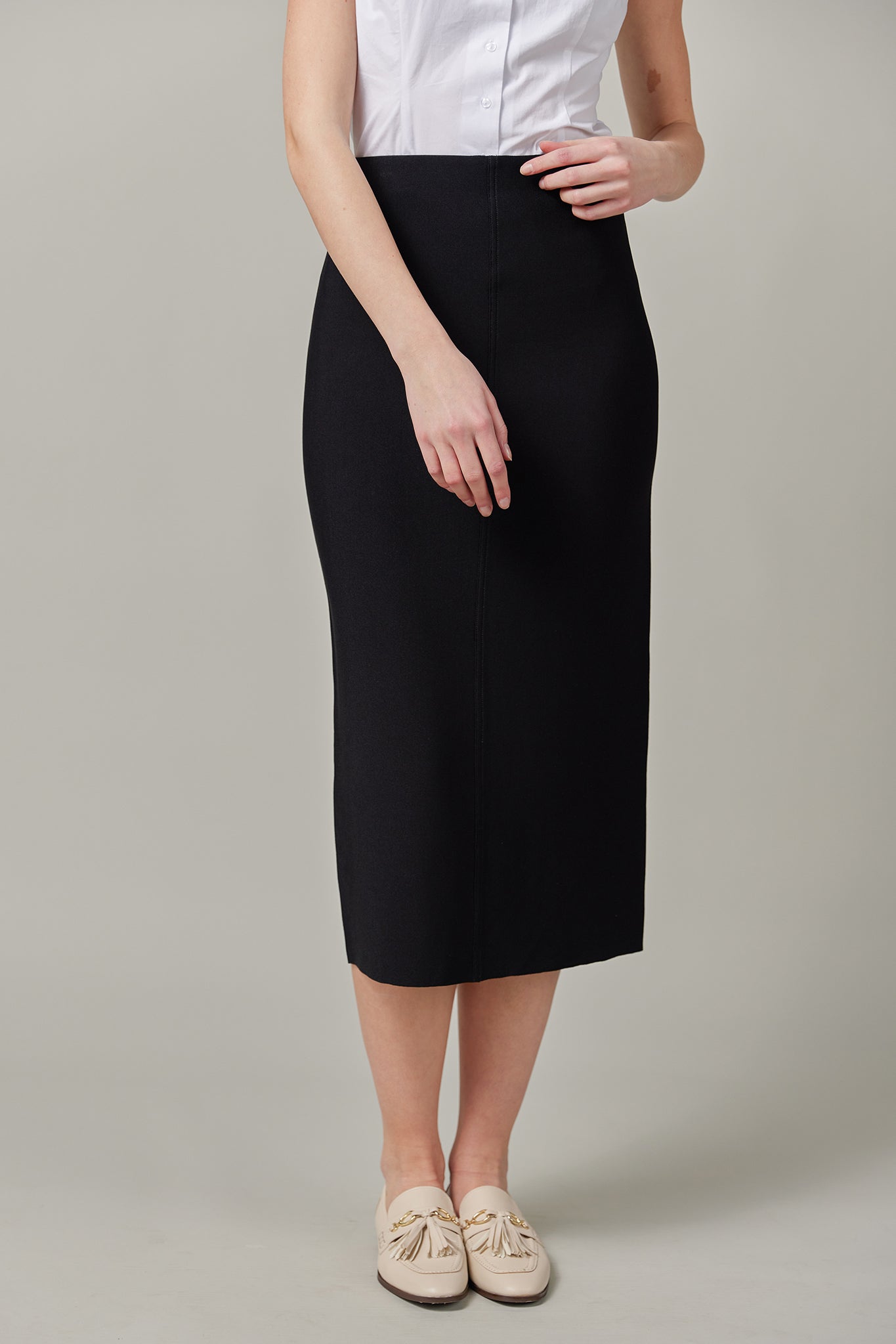 Basic Knit Midi Skirt in Black
