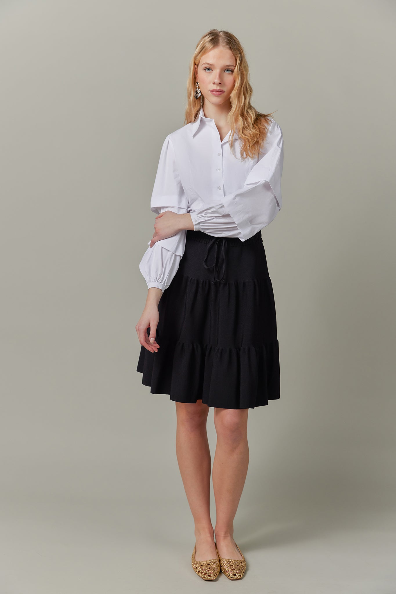 Drawstring Tiered Knit Skirt in Black