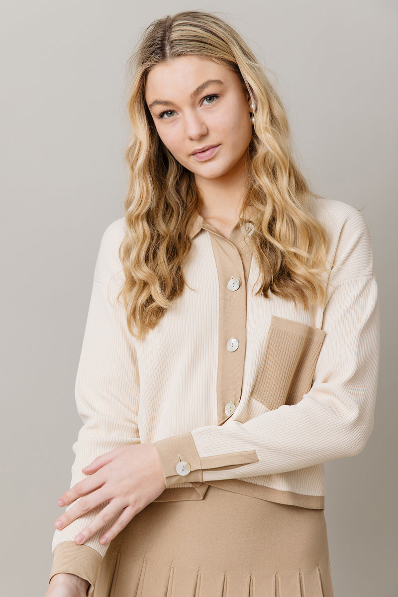 Ribbed Knit Loose Fit Blouse in Vanilla / Latte