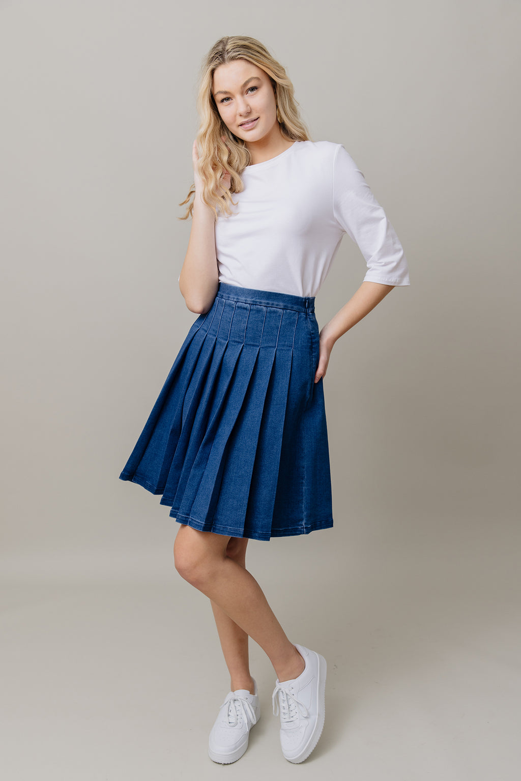 ARMEN WASHED DENIM PLEATED WRAP SKIRT